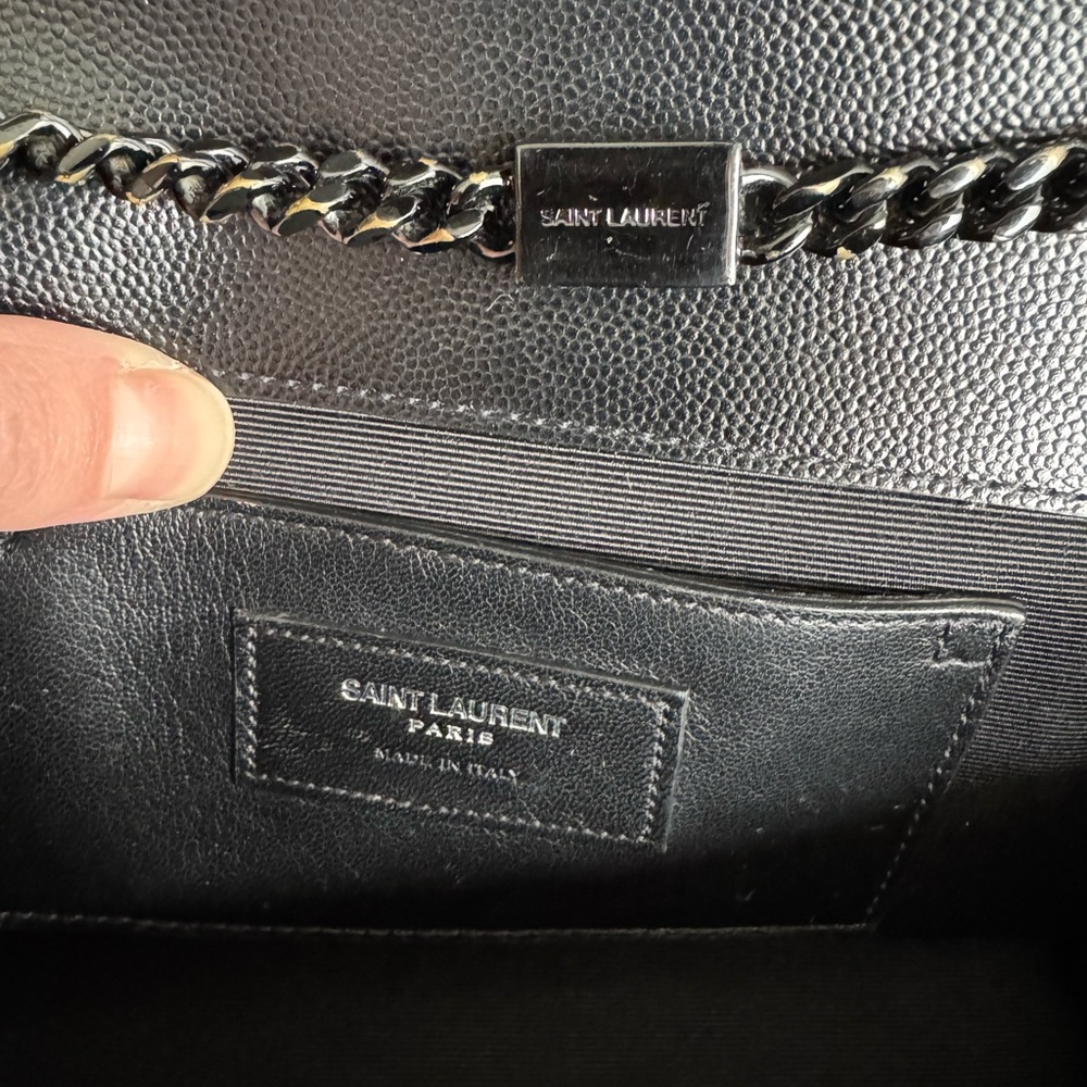 Saint Laurent YSL Medium Grain De Poudre Embossed Leather Black Shoulder Bag - Picture 13 of 16